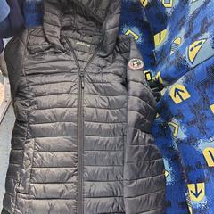 Manteau noir Jennifer, iLost'a bildirildiği gibi