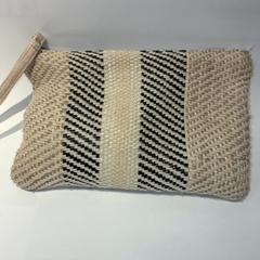 Pose, som rapportert av IKEA横浜 ved bruk av iLost