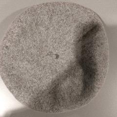 Kleding - Hoedje, como reportado por Centraal magazijn utilizando o iLost