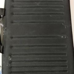 ノートパソコンバッグ  zwart がiLostで Centraal magazijn によって報告されました