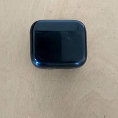 Électronique - draadloze oortjes, a été signalé par Regio Antwerpen - Brussel utilisant iLost