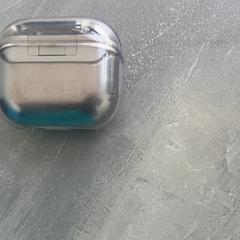 Puzdro na airpods, ako bolo nahlásené RRReis Arriva Achterhoek-Rivierenland pomocou iLost