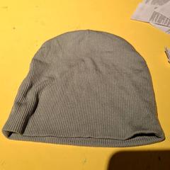 Gorro de bebé, ha sido reportado por IKEA Villiers-sur-Marne con iLost
