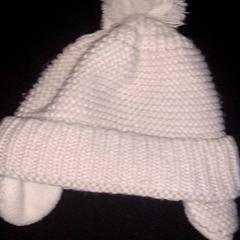 Beanie, como reportado por TivoliVredenburg utilizando o iLost