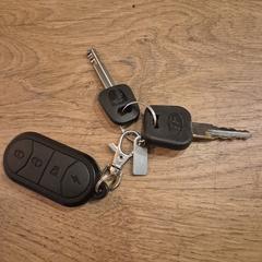 Sleutels mrt afstandsbediening, amint azt az iLostnak jelentették.