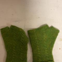 Eskularruak, gisa salatu by Artis iLost erabiliz