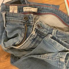 Jeans, as reported by MEININGER Hotel Marseille Centre la Joliette using iLost