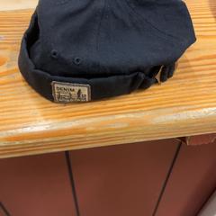 Sombreiro, segundo informou IKEA福岡新宮 usando iLost