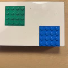 شخصيات الأكشن والدمى والحيوانات المحشوة والدمى Lego، كما تم الإبلاغ عنه بواسطة Familie Resort Molenwaard عبر iLost