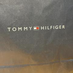 Purchase tommy hilfiger, segundo informou Designer Outlet Roermond usando iLost