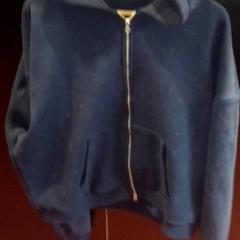 Mikina, jak nahlášeno TivoliVredenburg pomocí iLost