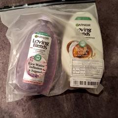 İLost kullanarak Van der Valk Hotel Haarlem tarafından bildirildiği gibi Shampoo Wit, paars & Conditioner