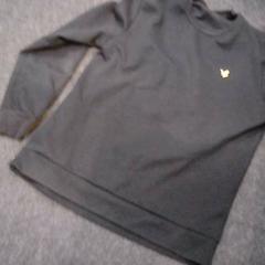 Pulóver, amint azt SnowWorld Landgraaf az iLost segítségével jelentette.