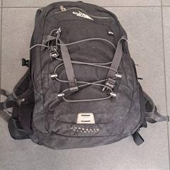 Plecak zwart The North Face, zgłoszono przez Regio West-Vlaanderen przy użyciu iLost