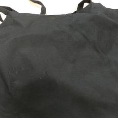 Saco - Turnkledij, como reportado por Centraal magazijn utilizando o iLost