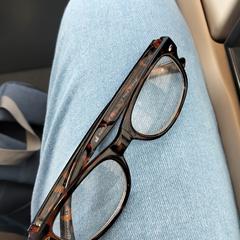 Lunettes, come riportato a iLost