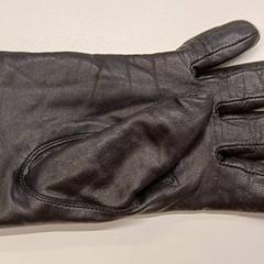 Rukavice zwart, jak nahlášeno Gemeente Rotselaar pomocí iLost