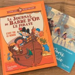 Libros infantís pou, segundo informou MEININGER Hotel Marseille Centre la Joliette usando iLost