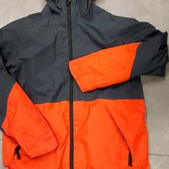 Clothing - Jas, as reported by Regio Oost-Vlaanderen using iLost