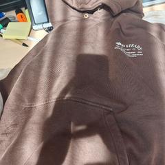 Genser bruin, som rapportert av Haven Hotel Rotterdam ved bruk av iLost