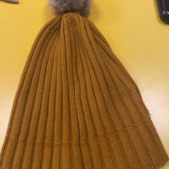 Casquette Braun  Mütze mütze, as reported by MEININGER Hotel Dresden Zentrum using iLost