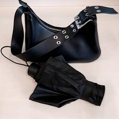 Sac d'épaule, a été signalé par Arriva Limburg Zuid utilisant iLost