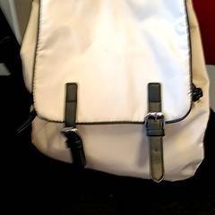 Borsa, come riportato da U-OV Amersfoort utilizzando iLost