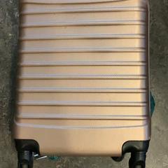 Valise Rose brons, a été signalé par Gemeente Amsterdam utilisant iLost
