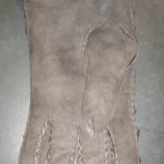 Guanto, come riportato da TivoliVredenburg utilizzando iLost