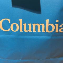 Purchase colombia columbia がiLostで Designer Outlet Roermond によって報告されました