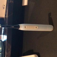 Tandenborstel, zoals gemeld door Van der Valk Hotel Amsterdam Zuidas met iLost