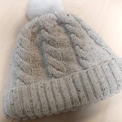 Roba - Muts grijs, segons ha informat Regio Oost-Vlaanderen mitjançant iLost