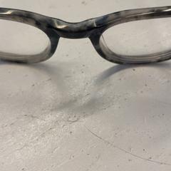 Okulary, zgłoszono przez HTM przy użyciu iLost