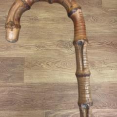 Bastone da passeggio Hout, come riportato da GVB utilizzando iLost