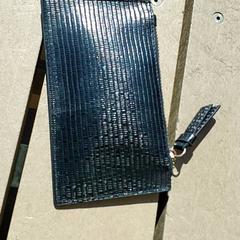 Pénztárca - Van der donck, amint azt Centraal magazijn az iLost segítségével jelentette.