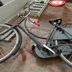 Damesfiets Batavus Zwart, a été signalé par Gemeente Zevenaar utilisant iLost