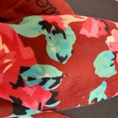 Scarf à fleurs, as reported by TCL using iLost