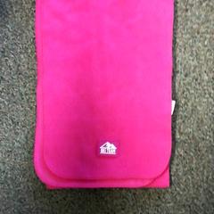 ショール Skiteam roze がiLostで Burgers' Zoo によって報告されました