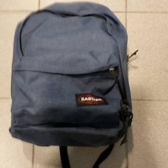 Ryggsekk, som rapportert av Regio West-Vlaanderen ved bruk av iLost