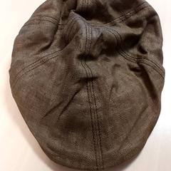 Kleding - Pet khakikleur, amint azt Centraal magazijn az iLost segítségével jelentette.