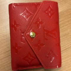 Portefeuilles Ramsanjhal, zoals gemeld door Pathé Spuimarkt met iLost