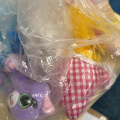 Poupées, a été signalé par De Tovertuin utilisant iLost