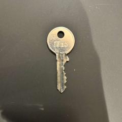 Klíč, jak nahlášeno Stad Halen pomocí iLost