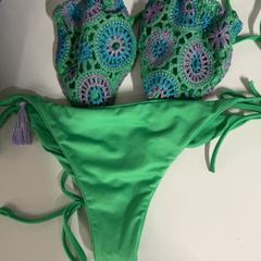 بلوزة بيكيني، كما تم الإبلاغ عنه بواسطة Silver Sands Beach عبر iLost