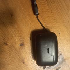 Doosje met oortjes a été signalé sur iLost