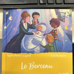 Książka dla dzieci "Le Berceau", zgłoszono przez IKEA Marseille La Valentine przy użyciu iLost