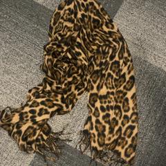 Châle, a été signalé par Jaarbeurs utilisant iLost