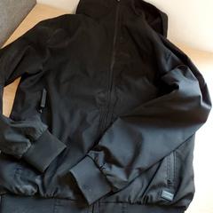 Arropa - Jas, gisa salatu by Regio Limburg - Leuven iLost erabiliz