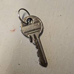 鍵 がiLostで Lentekabinet によって報告されました