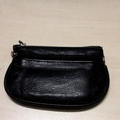 지갑 SCHOUTEN, iLost를 사용하여 Arriva Oost-Brabant에 보고됨